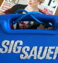 Magazine v. Manicure & things that sparkle
